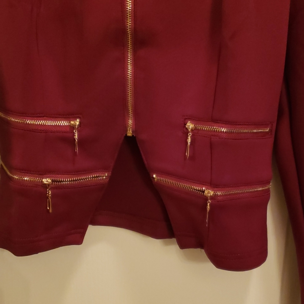 Red Jacket - Picture 2 of 4